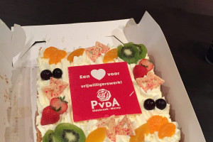 PvdA verrast NVB met taart